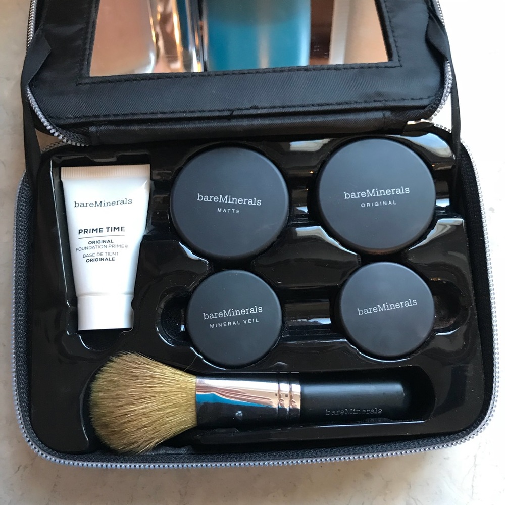 Bare minerals foundation set